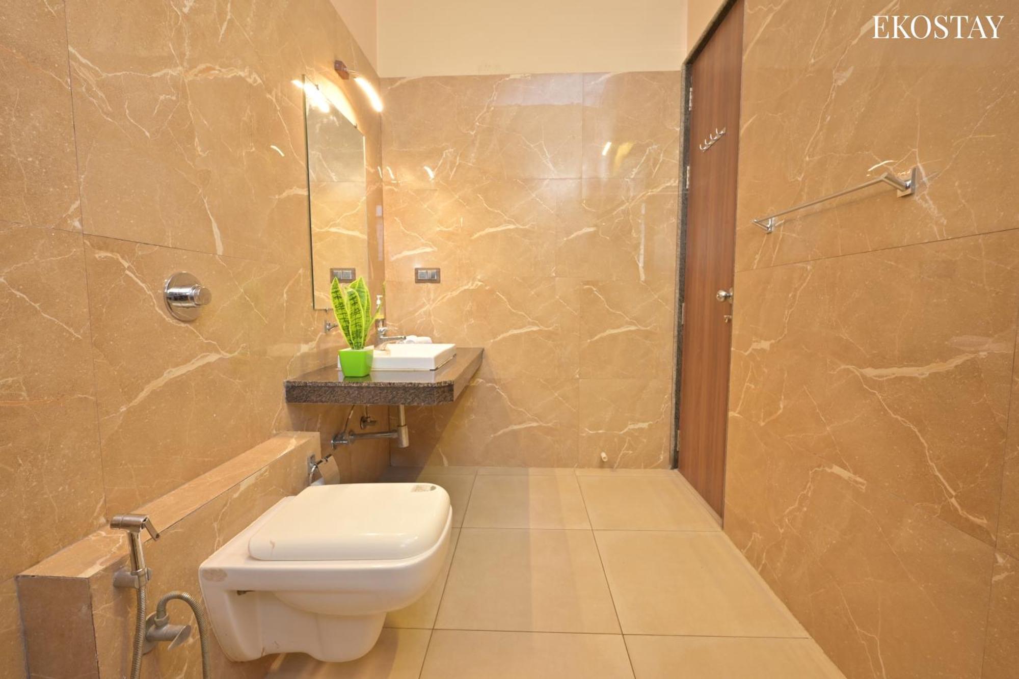 לונבלה Eko Stay - Octagon Farms Villa מראה חיצוני תמונה