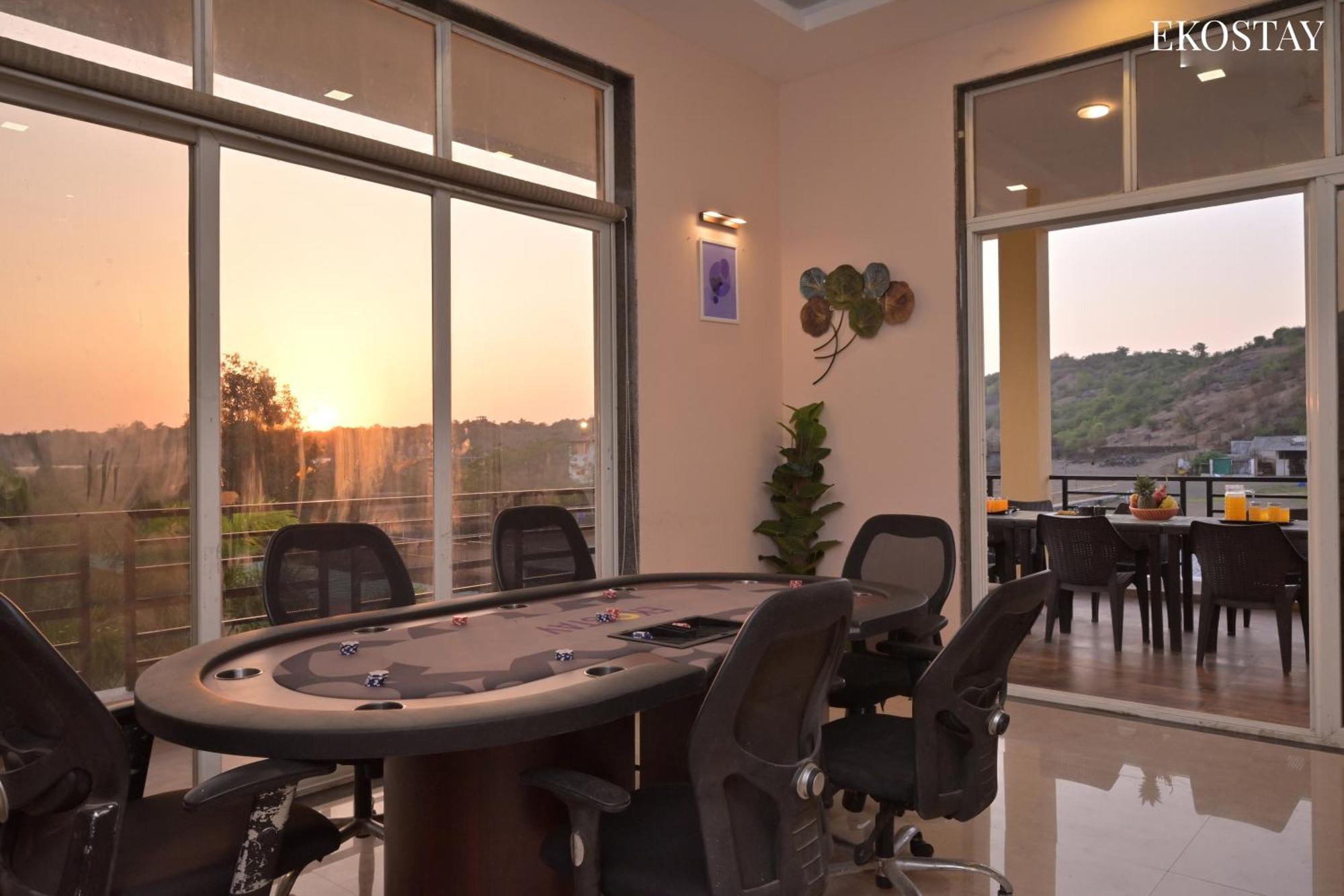 לונבלה Eko Stay - Octagon Farms Villa מראה חיצוני תמונה
