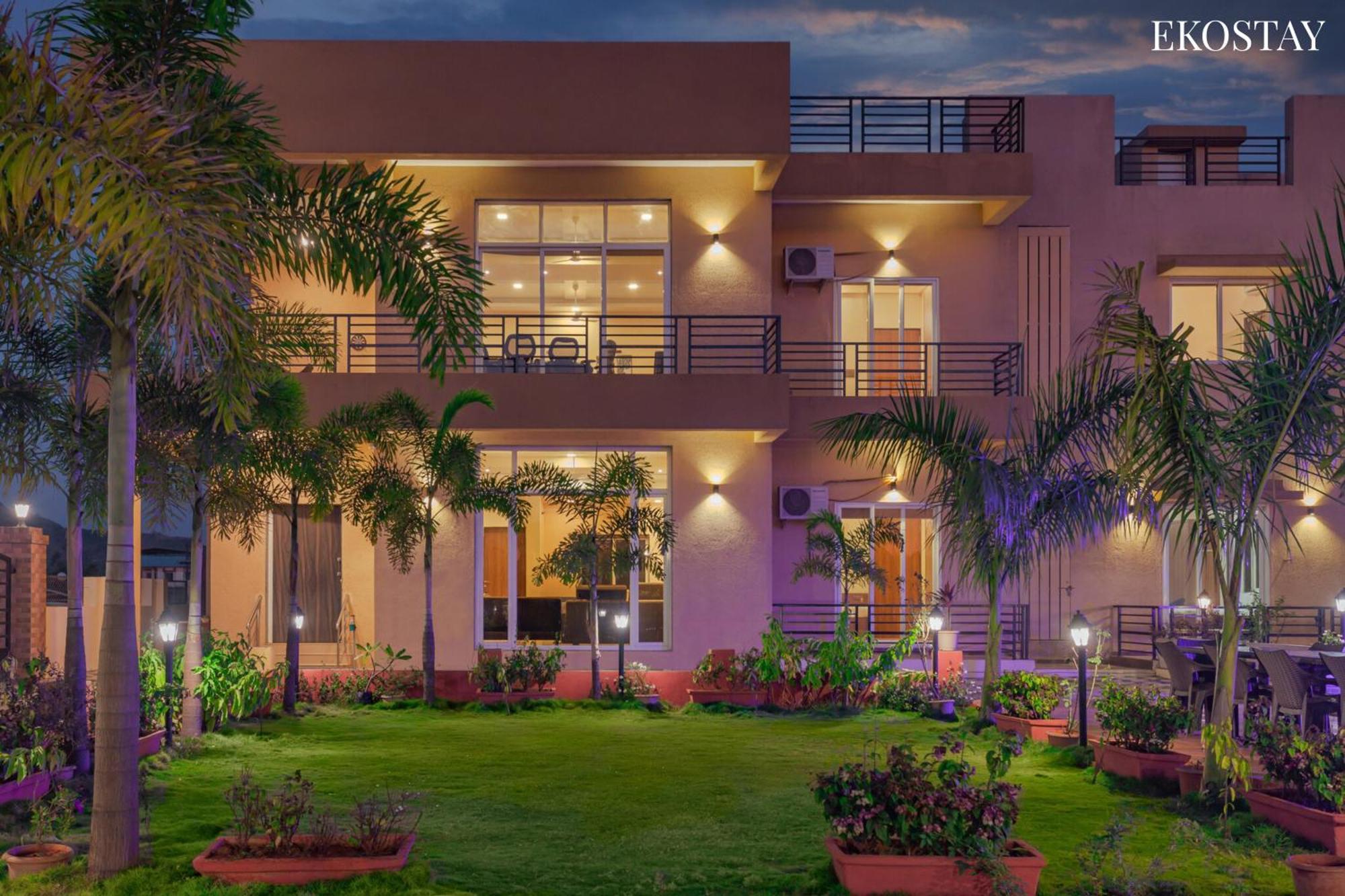 לונבלה Eko Stay - Octagon Farms Villa מראה חיצוני תמונה