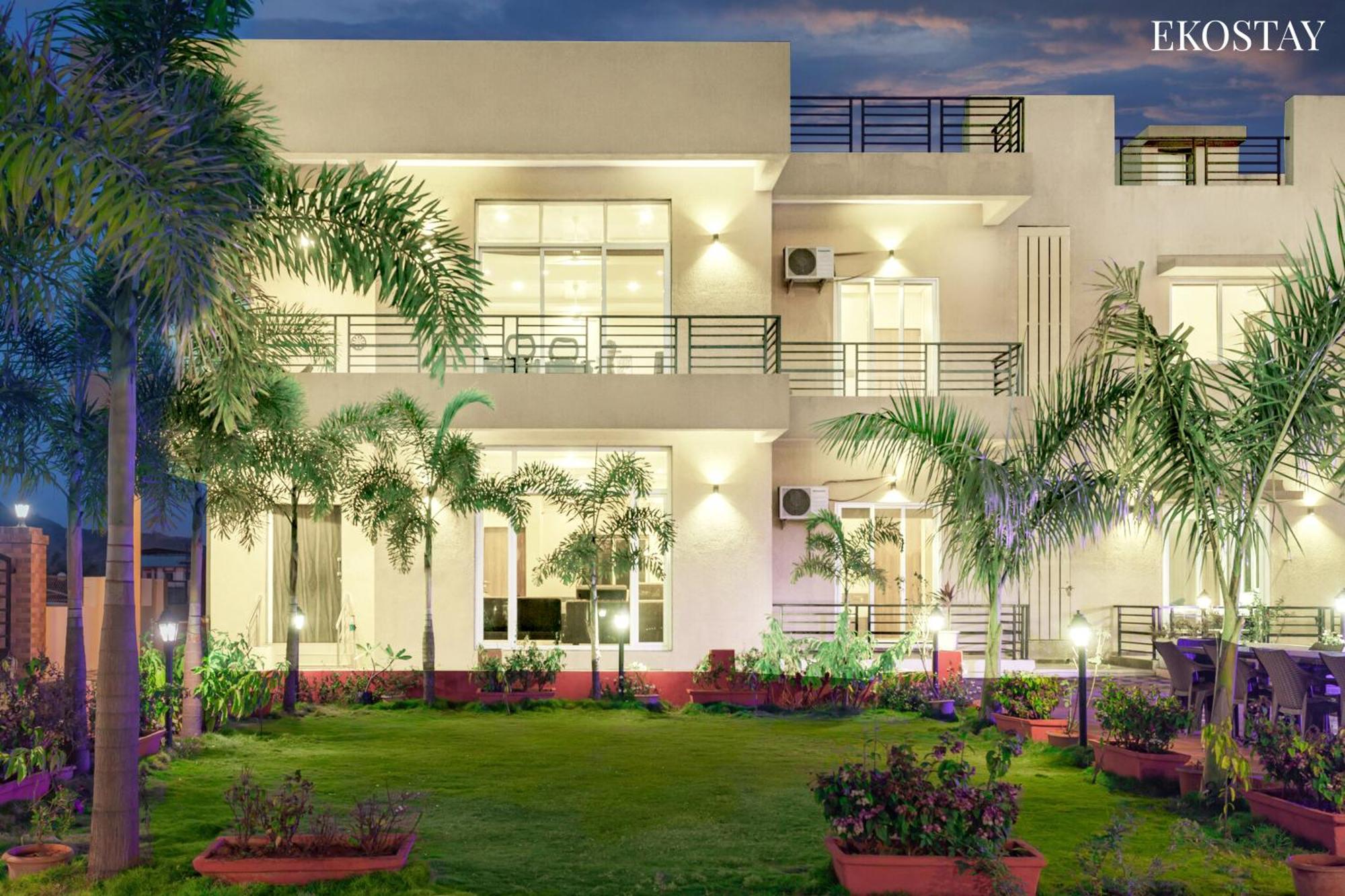 לונבלה Eko Stay - Octagon Farms Villa מראה חיצוני תמונה