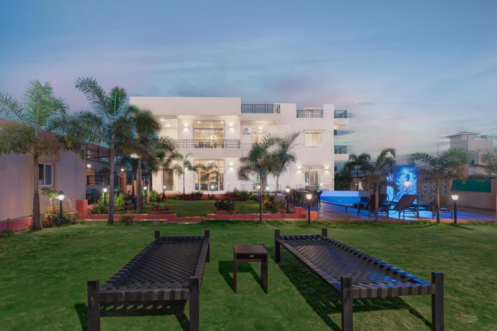 לונבלה Eko Stay - Octagon Farms Villa מראה חיצוני תמונה